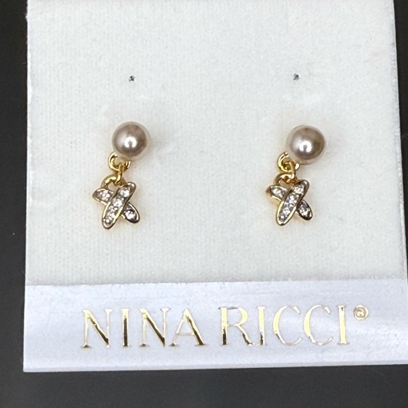 NWT Nina Ricci 22k Gold Swarovski Crystal Pearl Earrings - Picture 4 of 4